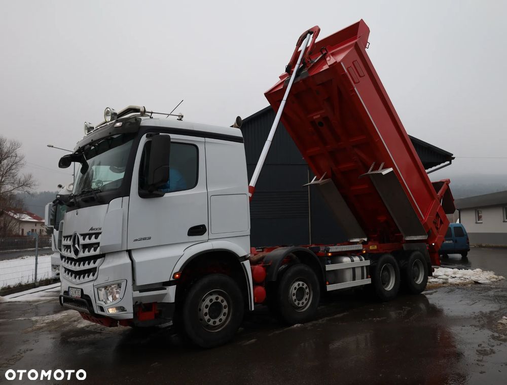 Mercedes-Benz Arocs 3253 8x4 - 8