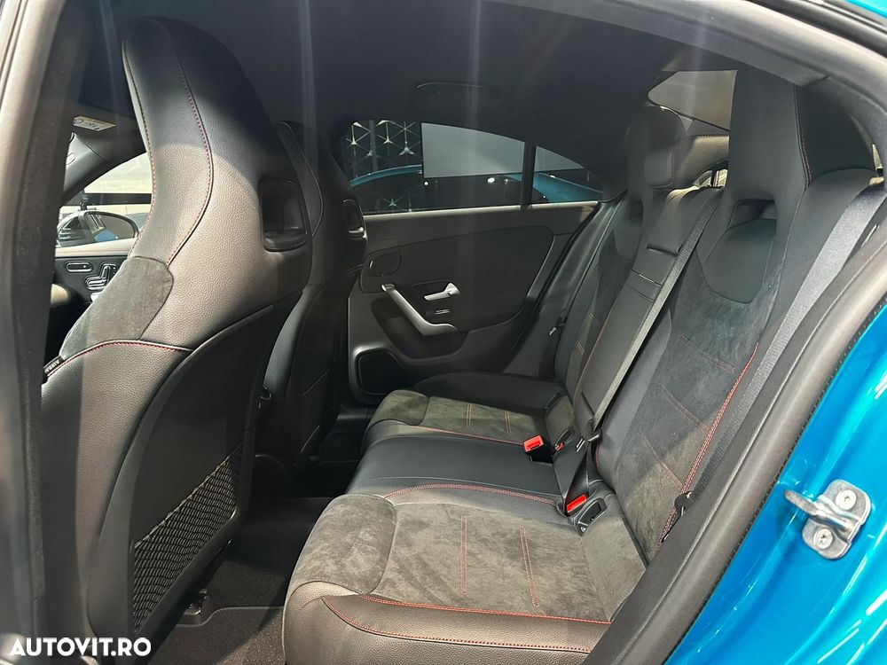 Mercedes-Benz CLA 250 e Coupe - 9