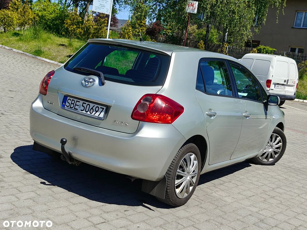 Toyota Auris 2.0 D-4D Luna - 4