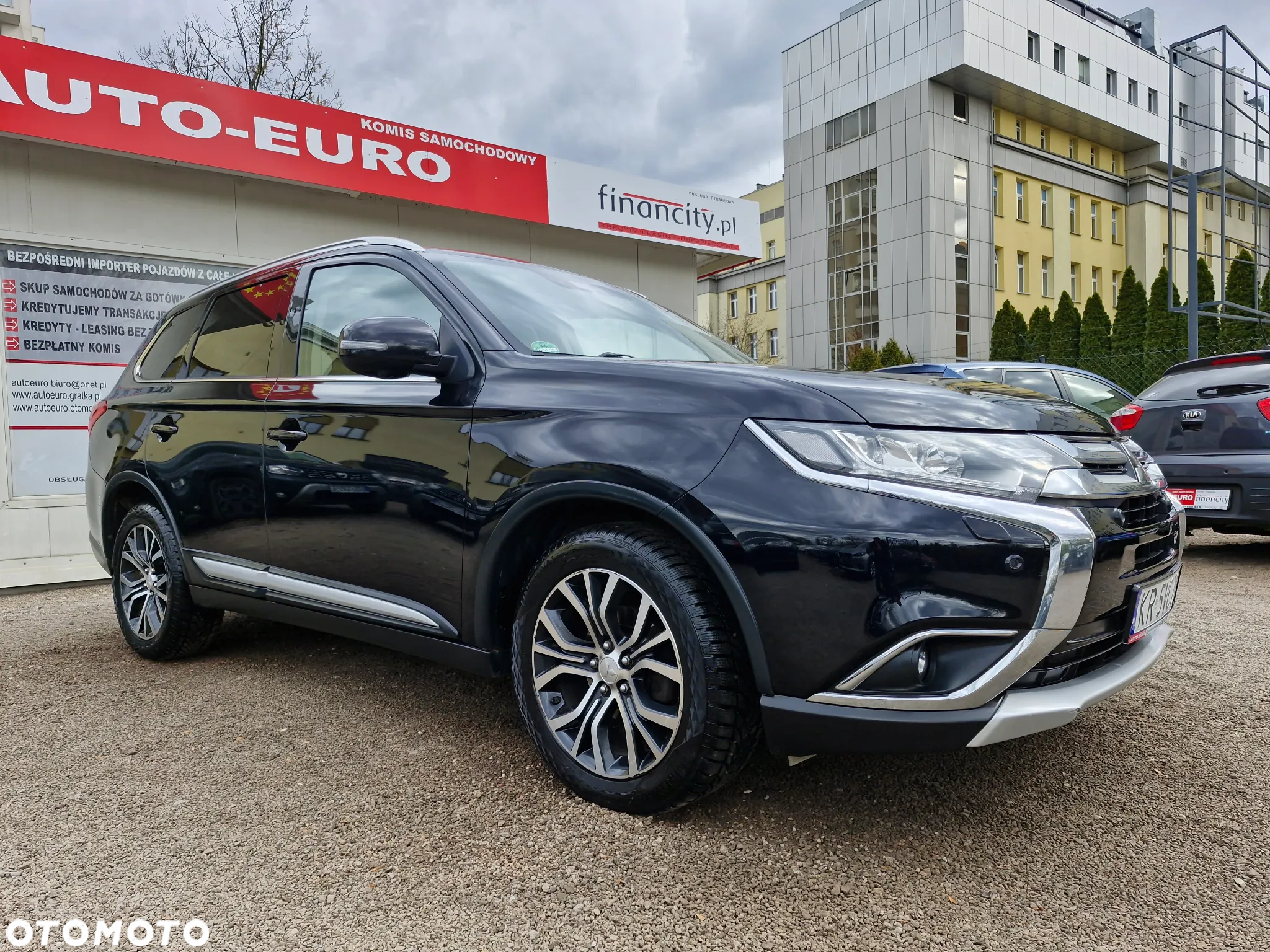 Mitsubishi Outlander - 7