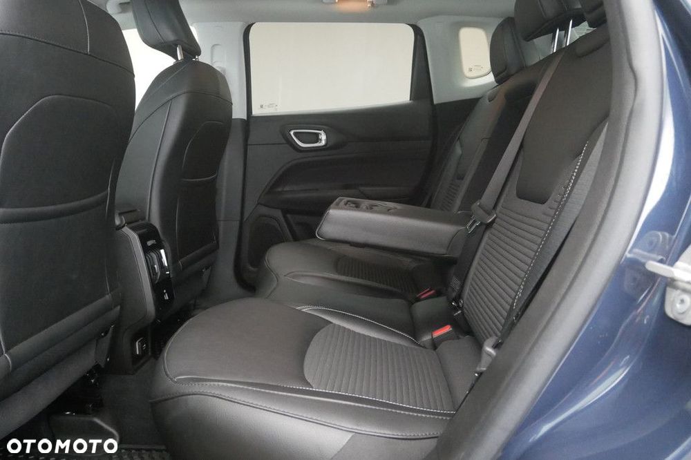 Jeep Compass - 15