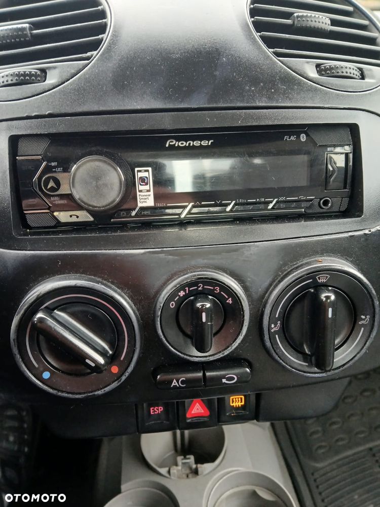 Volkswagen Beetle - 12