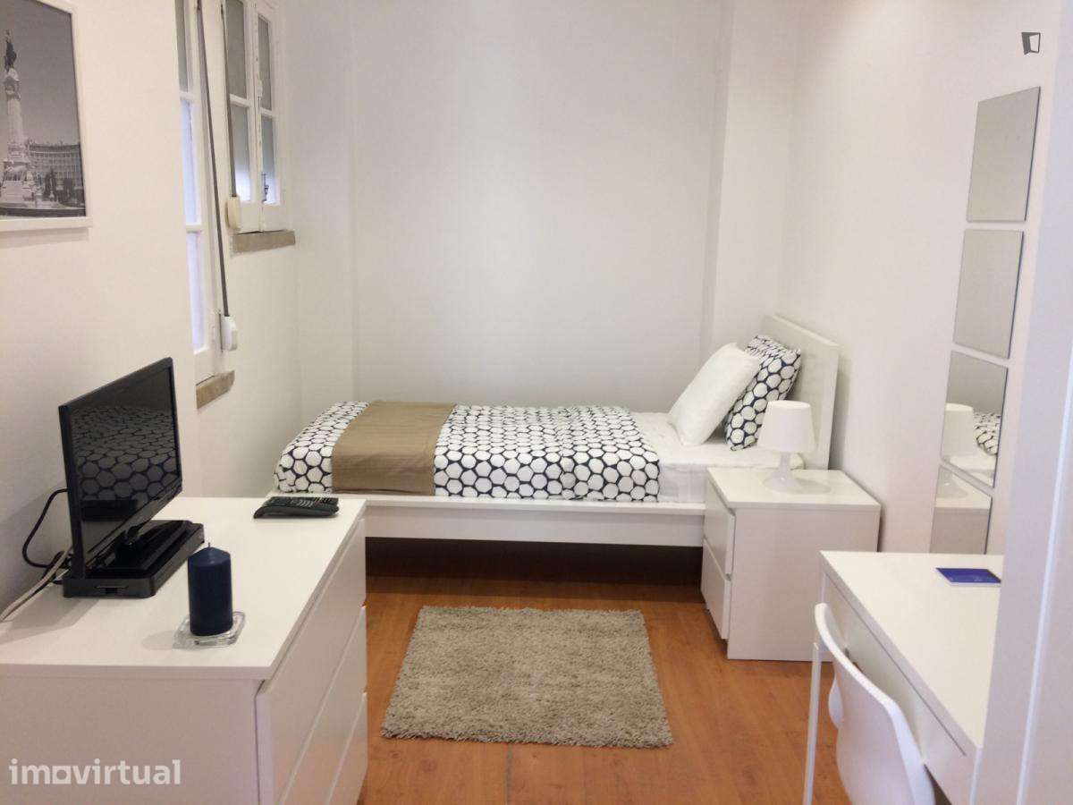 Quarto - localizado em Picoas Lisbon - Grande imagem: 3/19