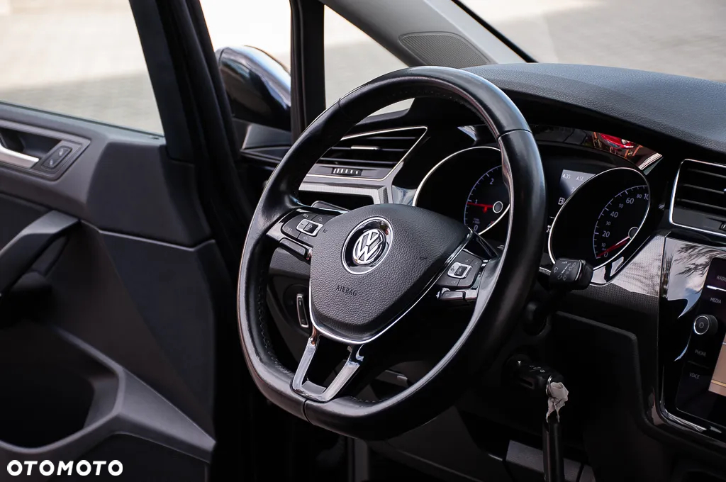 Volkswagen Touran 2.0 TDI BMT IQ Drive DSG - 33