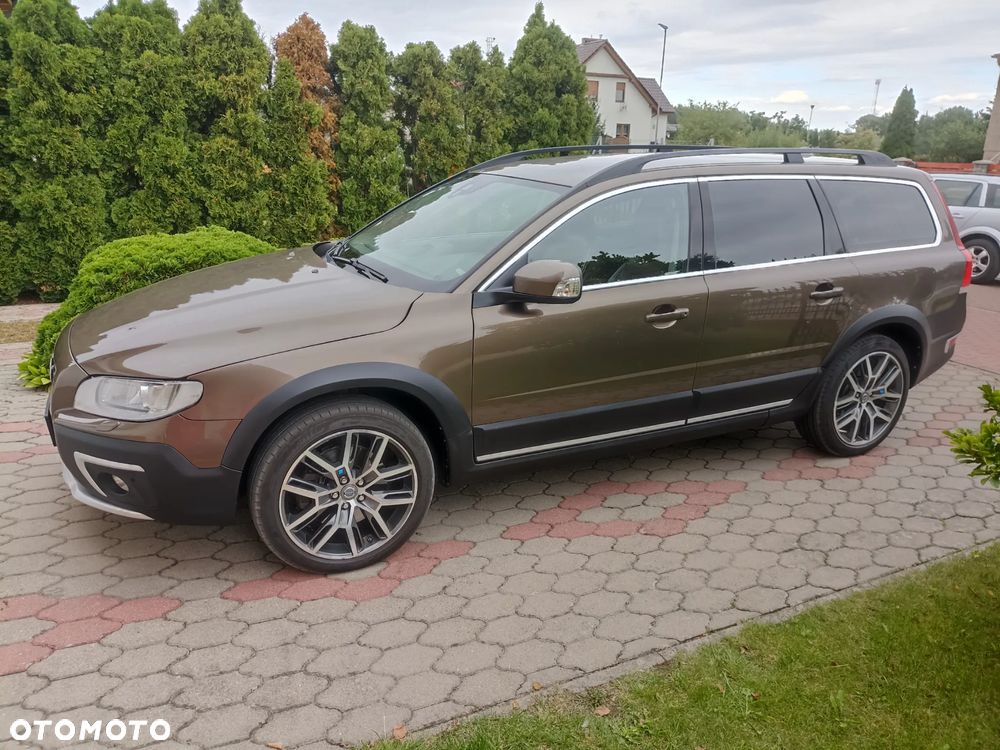 Volvo XC 70 - 4