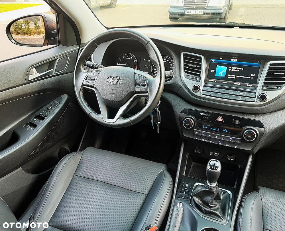 Hyundai Tucson blue 1.6 GDi 2WD Passion - 15