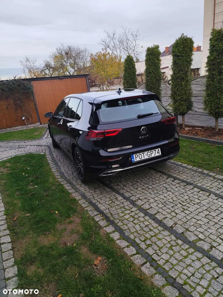 Volkswagen Golf VIII 1.0 TSI Life - 3