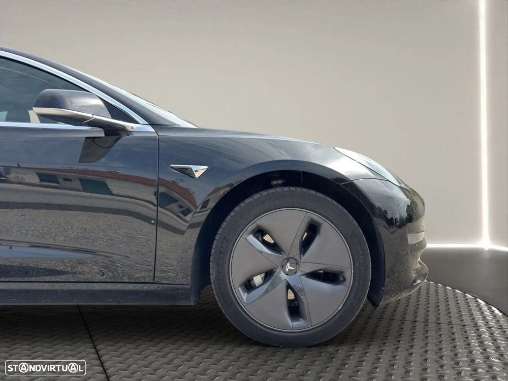 Tesla Model 3 - 22
