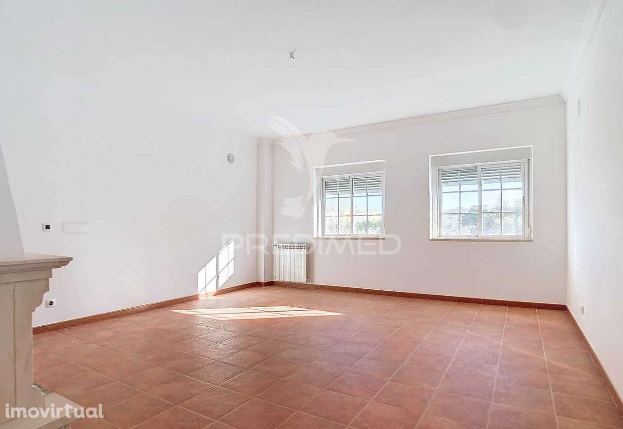 T2 COM TERRAÇO E GARAGEM QUINTA DO PARAÍSO ELVAS - Grande imagem: 4/30