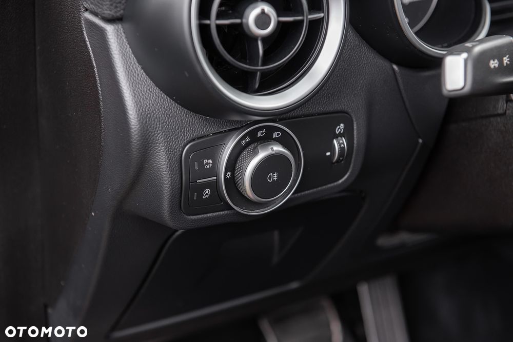 Alfa Romeo Stelvio - 19