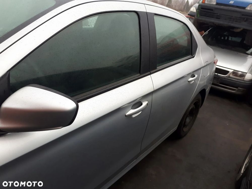 CITROEN C-ELYSEE 12-16 1.2 VTI PODSZYBIE PLASTIKOWE - 6