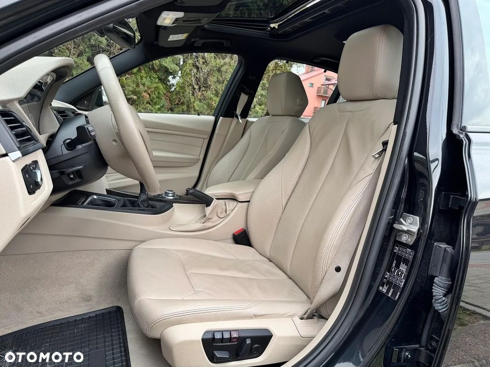 BMW Seria 3 320d Blue Performance Modern Line - 17