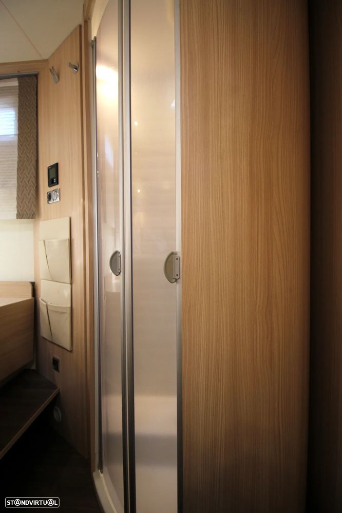 Burstner Ixeo IT 700 *CAMA CENTRAL+BASCULANTE* - 11