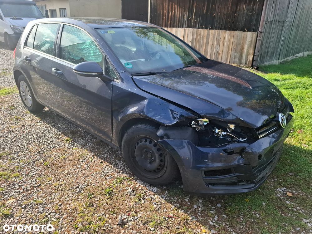 Volkswagen Golf - 3