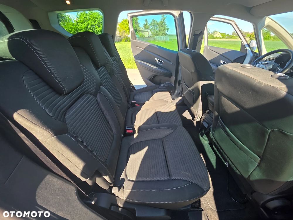 Renault Grand Scenic BLUE dCi 120 EDC LIMITED - 12