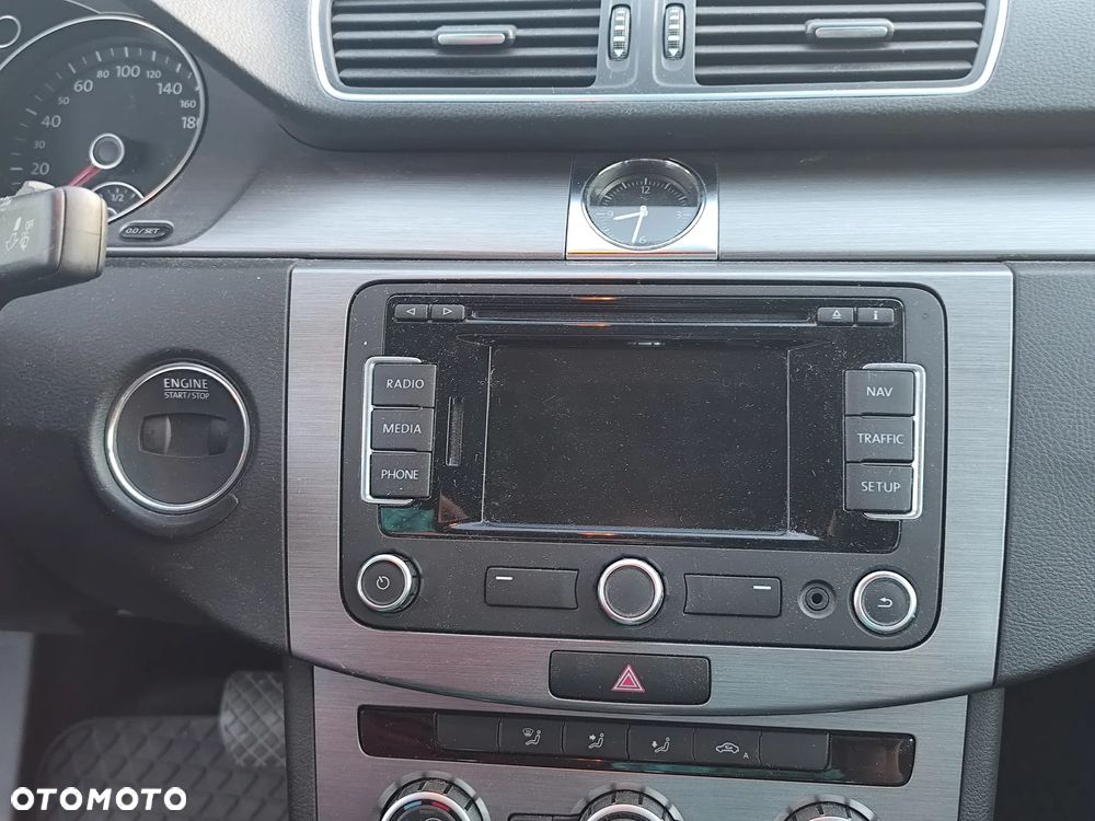 Volkswagen Passat 2.0 TDI Comfortline DSG - 7