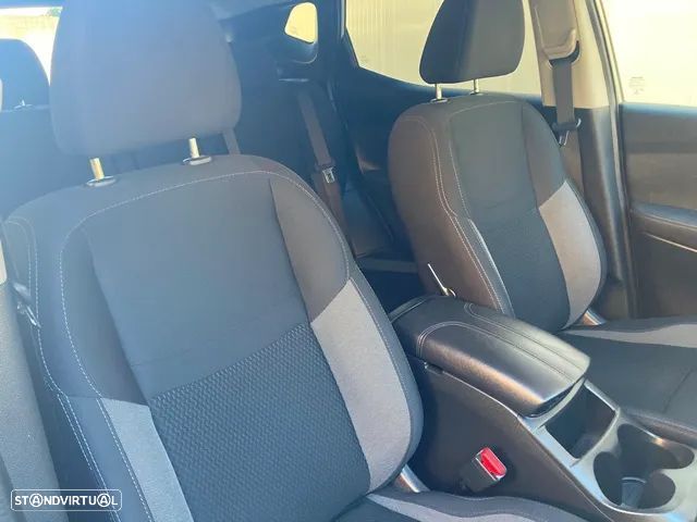Nissan Qashqai 1.5 dCi Acenta C/Barras de Tejadilho - 32