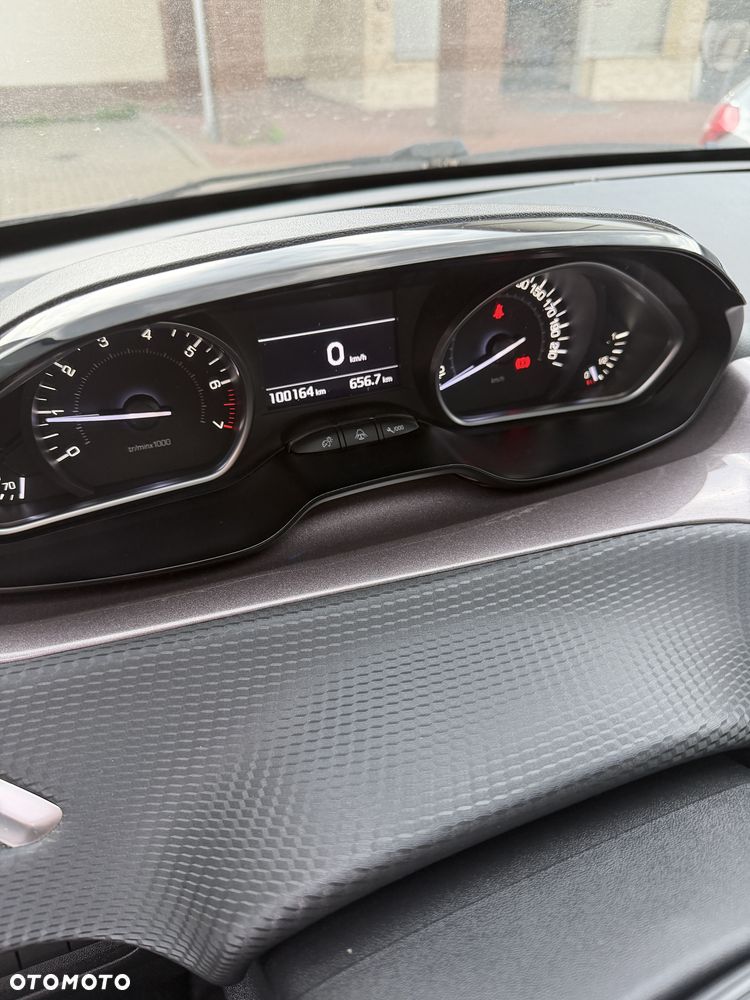 Peugeot 2008 - 1