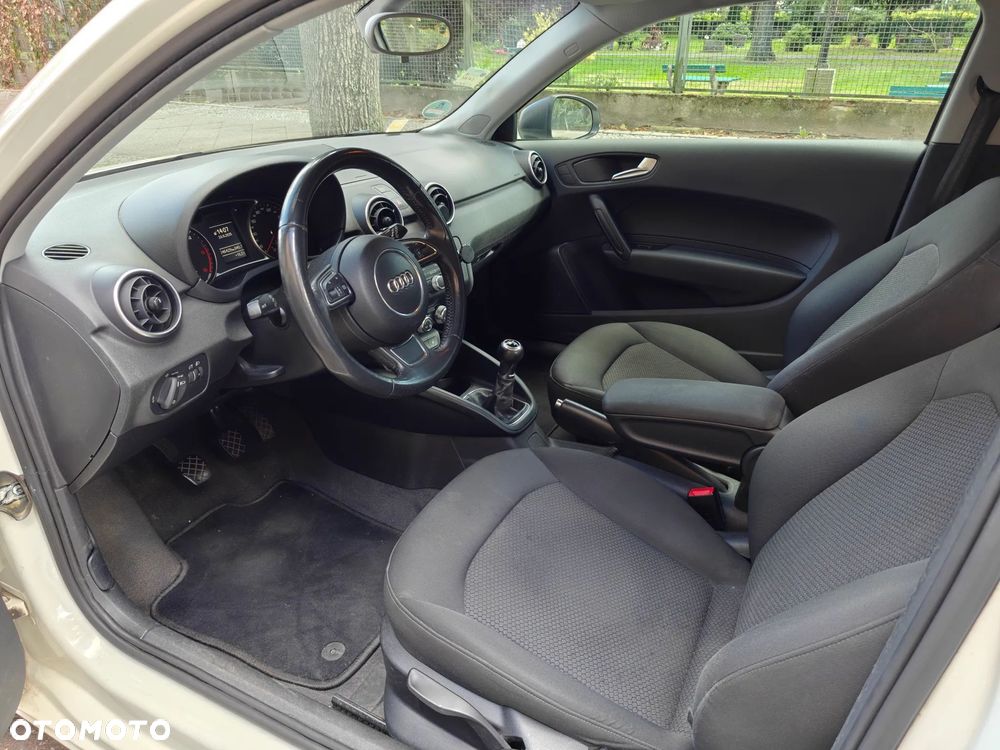 Audi A1 3-drzwiowe 1.6 TDI Ambition - 18
