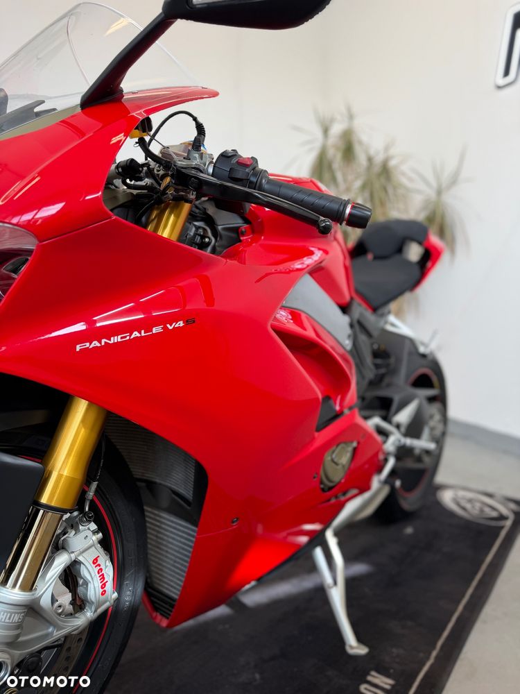 Ducati Panigale V4S - 9