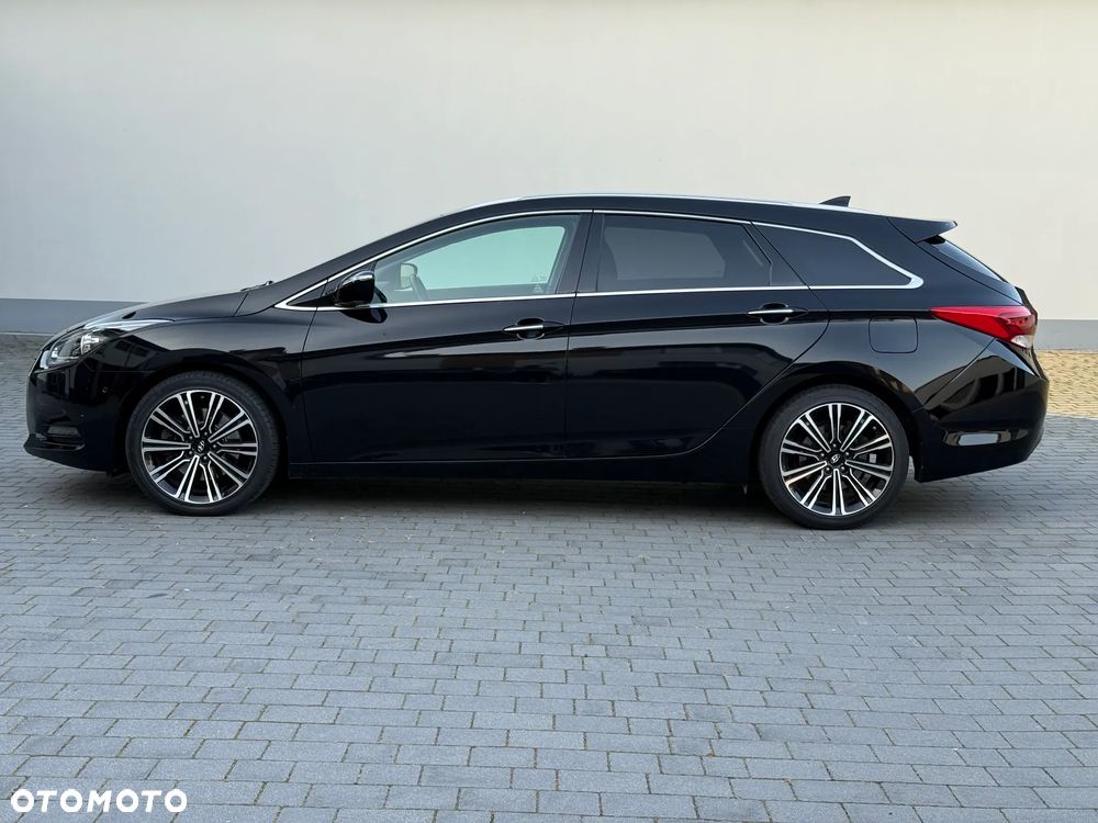 Hyundai i40 Kombi 1.7 CRDi DCT Premium - 8