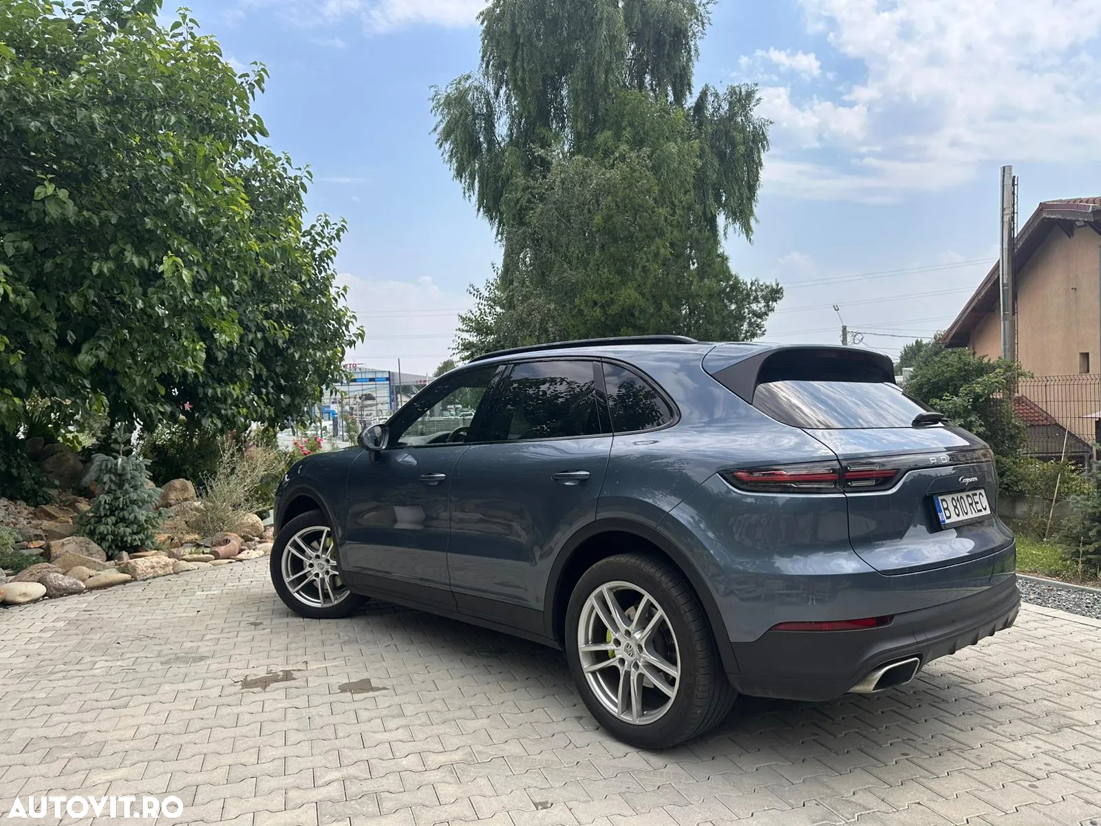 Porsche Cayenne - 5