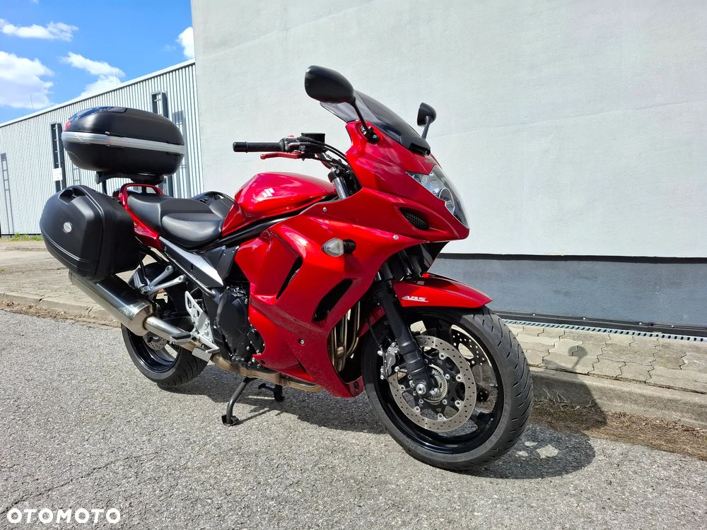 Suzuki GSX - 3