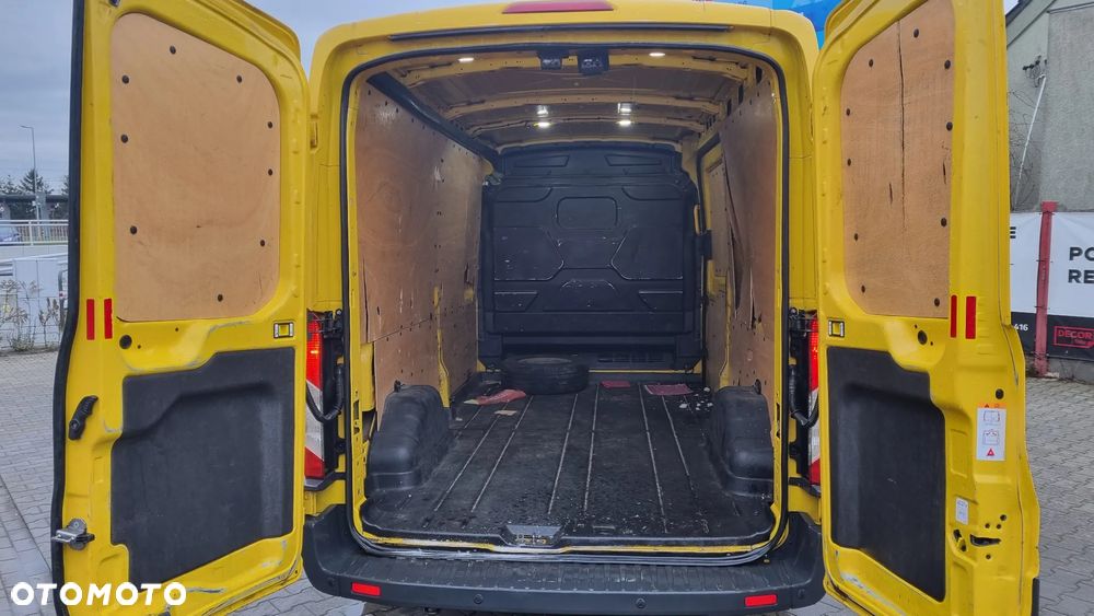 Ford Transit - 8