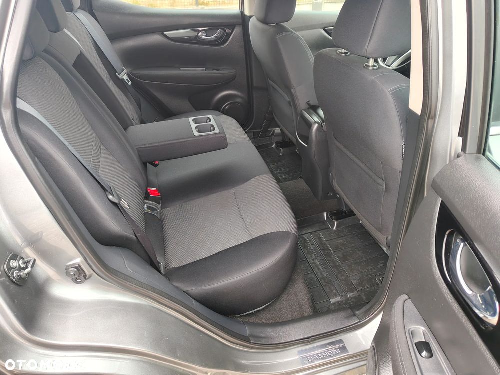 Nissan Qashqai 1.2 DIG-T Acenta EU6 - 37