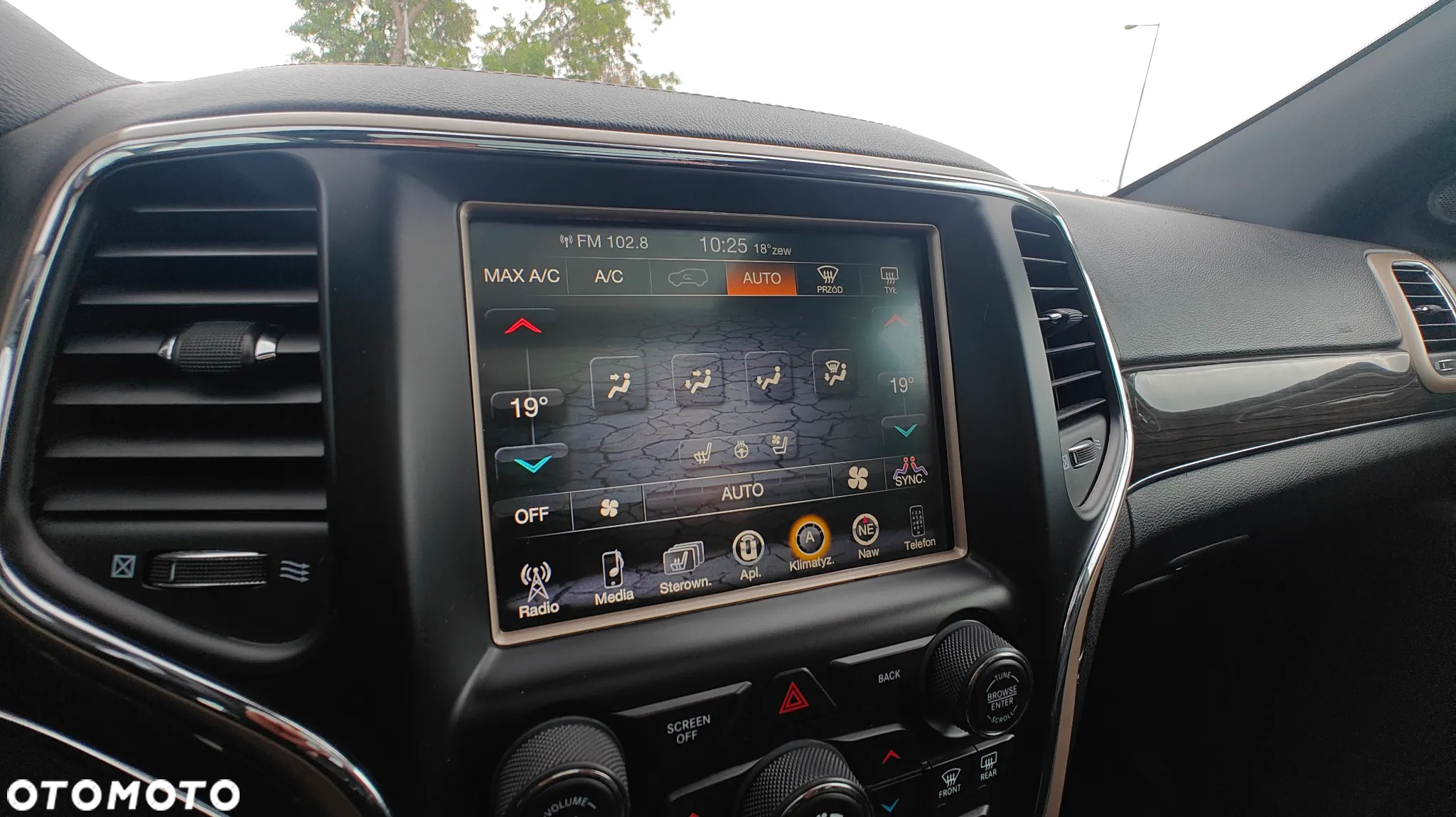 Jeep Grand Cherokee 3.6 V6 Overland Summit - 33