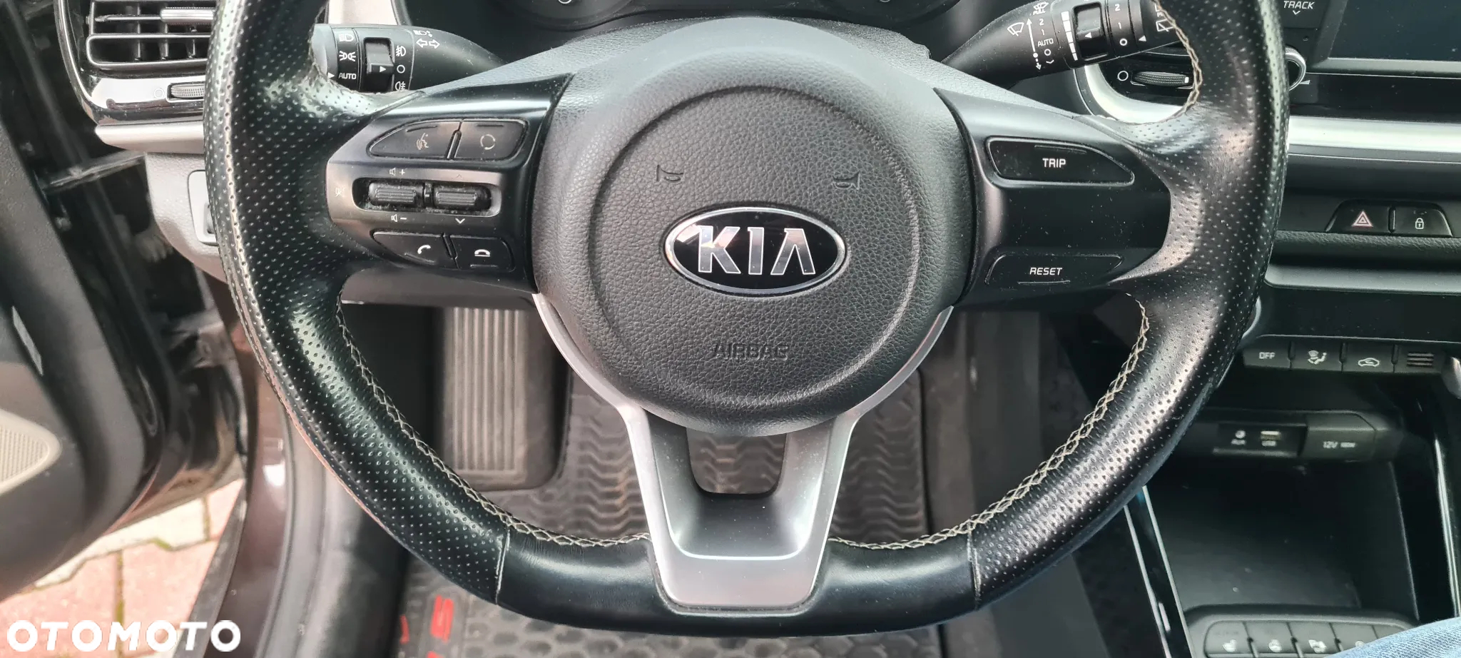 Kia Stonic 1.4 L - 21