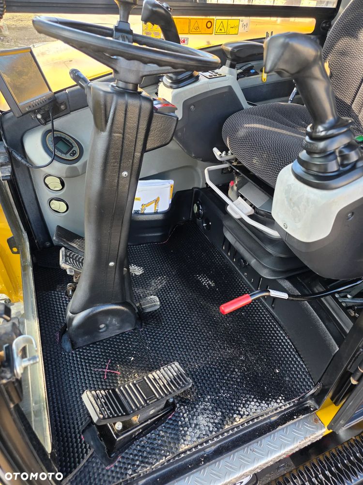 Zeppelin ZM 110 Wacker Neuson EW 100 - 17