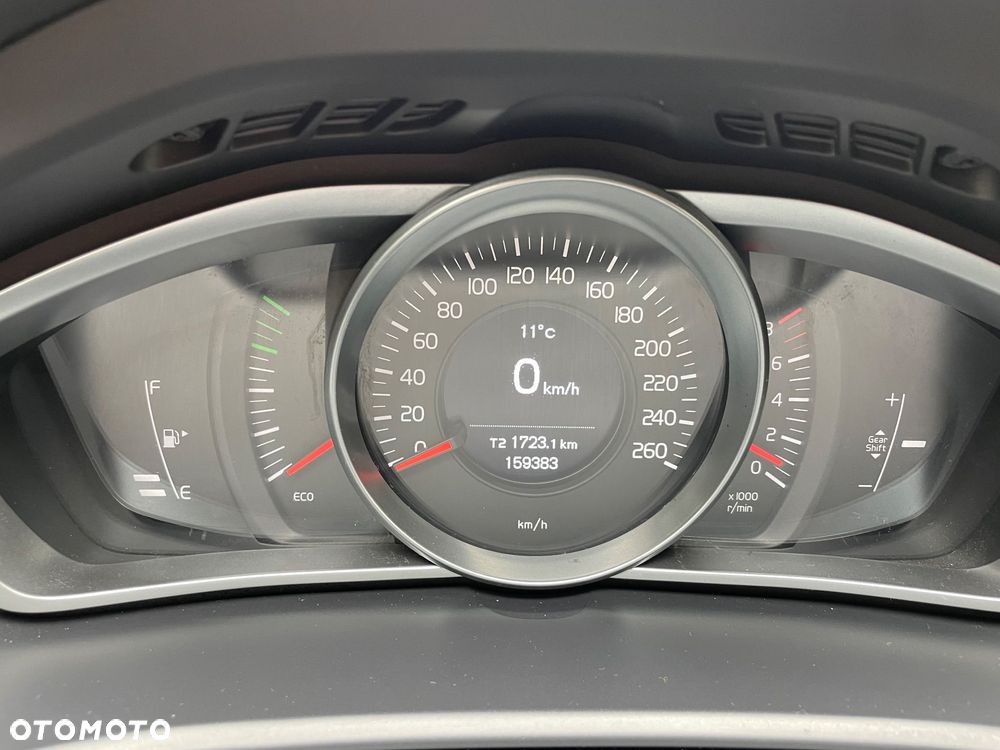 Volvo V40 T2 Base - 10