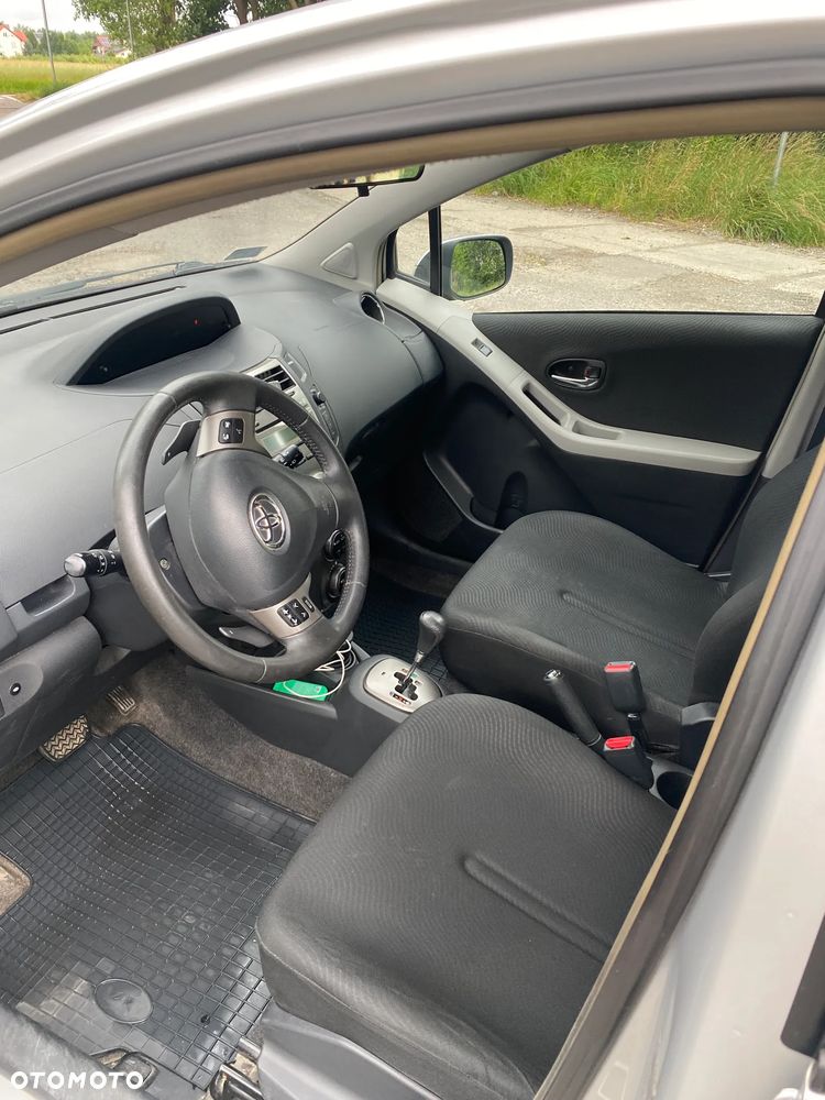 Toyota Yaris 1.33 Sol MM - 7