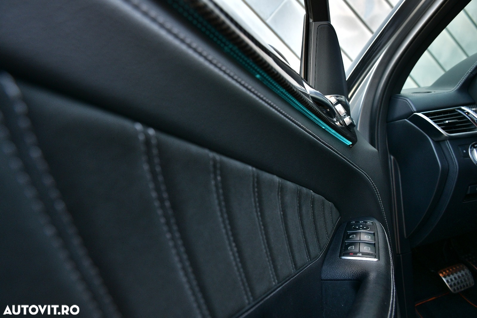 Mercedes-Benz GLE 350 d 4MATIC - 16