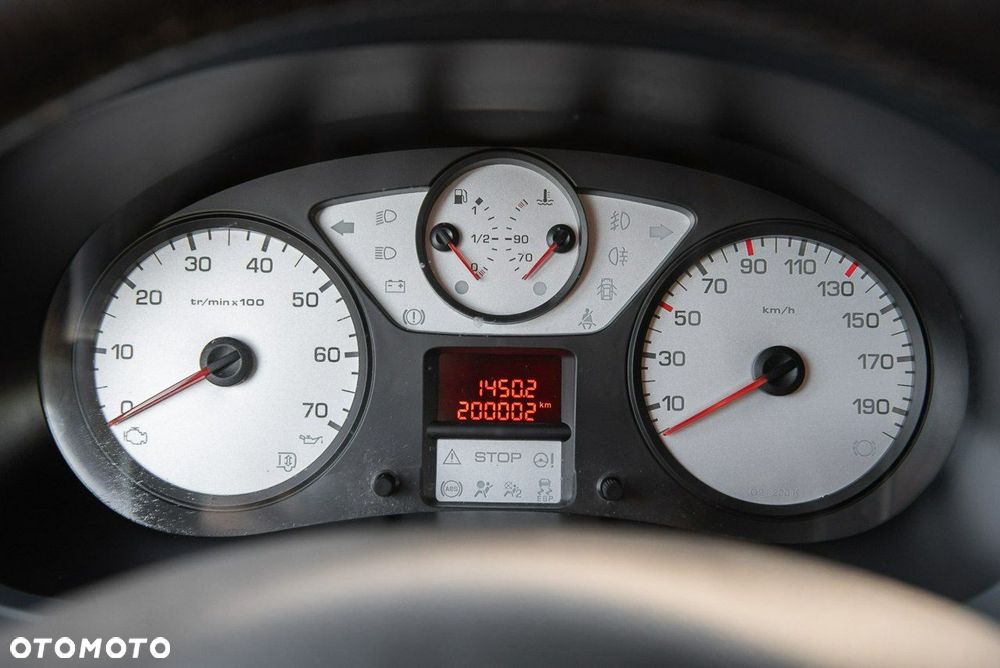 Peugeot Partner - 25