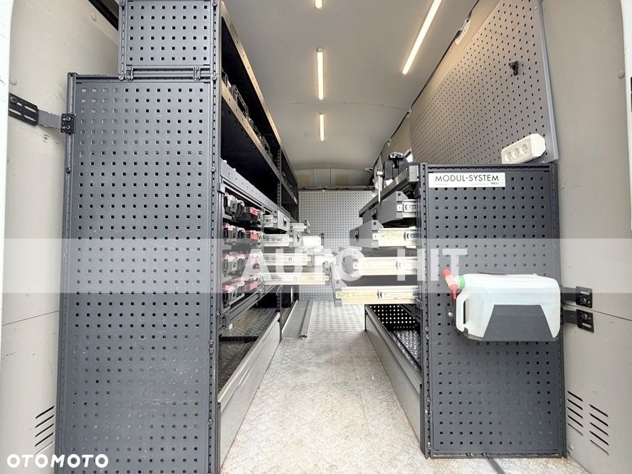 Ford Transit - 18