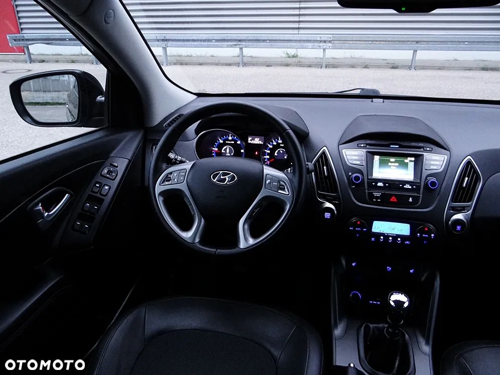 Hyundai ix35 1.7 CRDi 2WD blue Finale Gold - 5