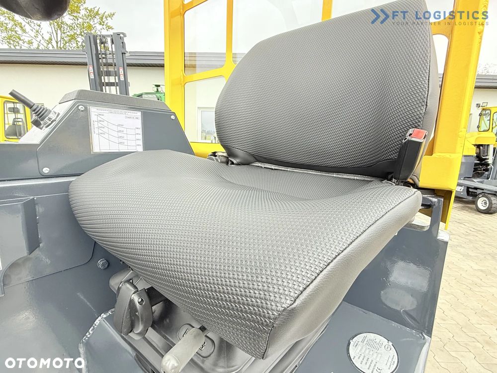 Combilift WÓZEK CZTEROKIERUNKOWY - WIELOKIERUNKOWY / CB4000 / GAS / TRIPLEX 5200MM / WOLNY SKOK / POZYCJONER WIDEŁ / PRZESUW WIDEŁ / STAN IDEALNY / Szeroka oferta wózków czterokierunkowych i bocznych, dopasowanych do różnorodnych potrzeb i zastosowań - 38