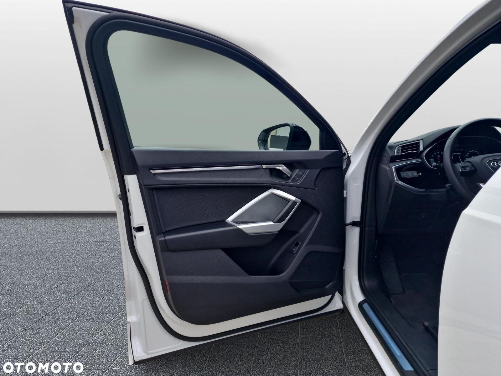 Audi Q3 - 17
