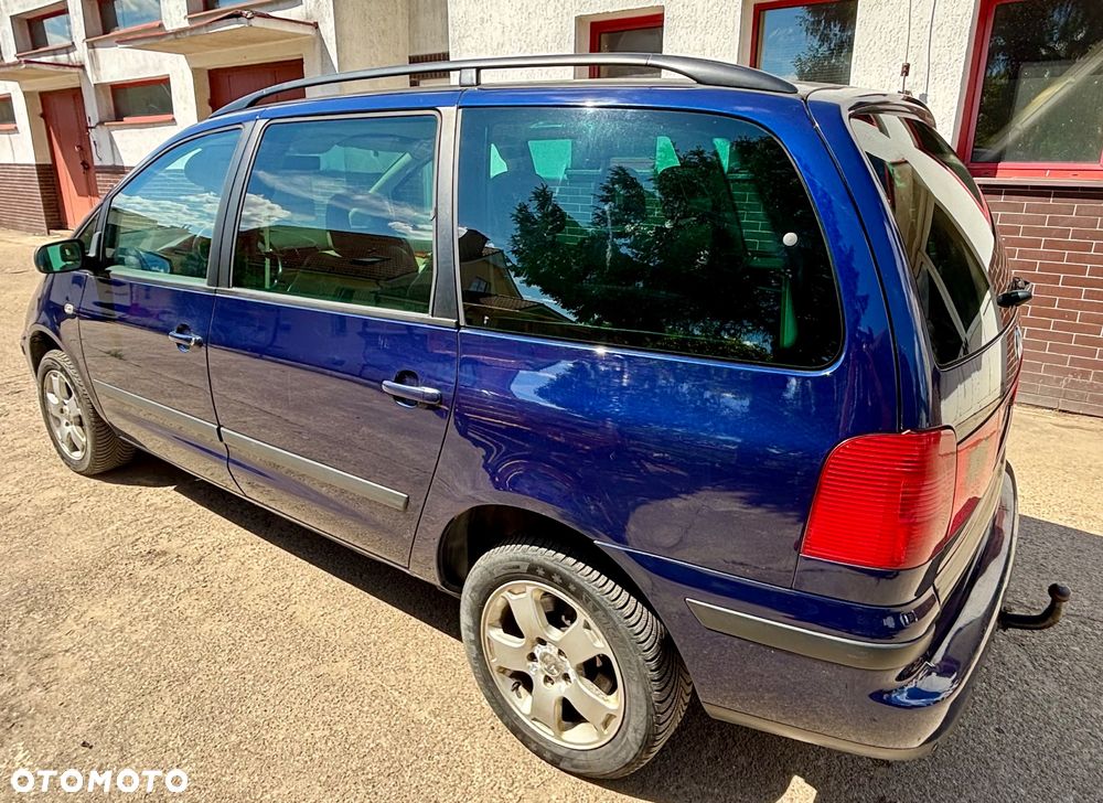 Volkswagen Sharan 2.8 V6 Highline 4Mot - 9