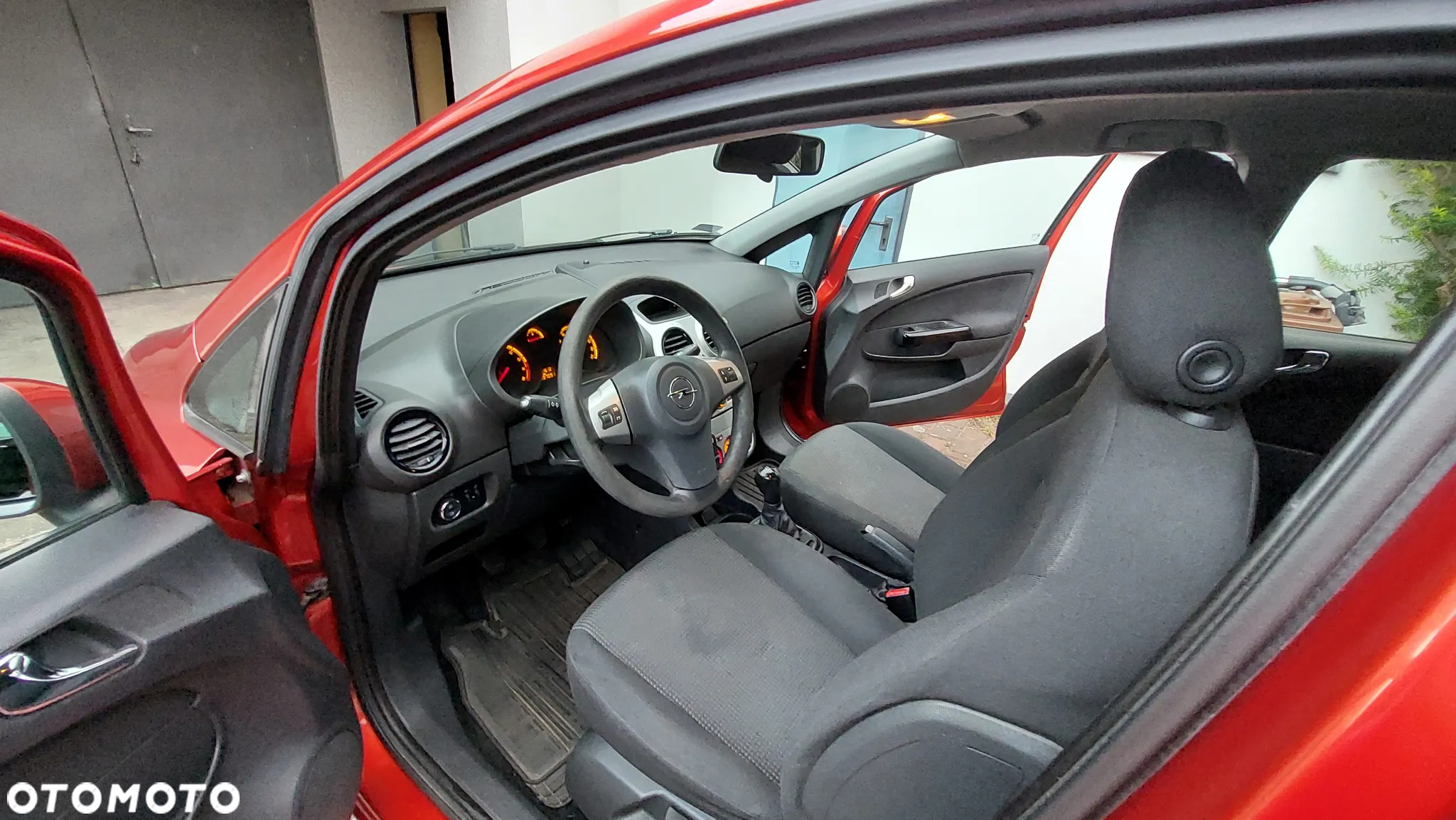 Opel Corsa 1.2 16V Edition / Active - 10