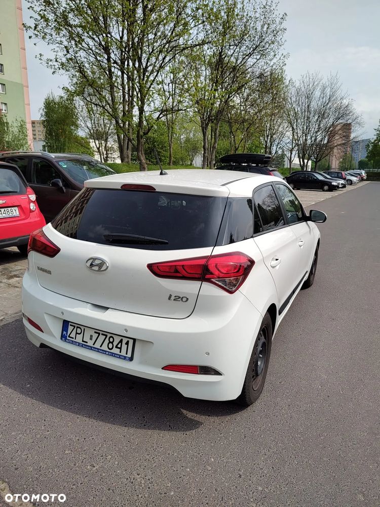 Hyundai i20 - 14