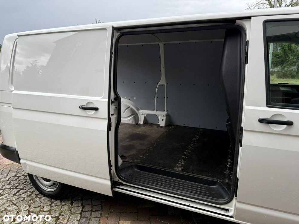 Volkswagen Transporter - 24
