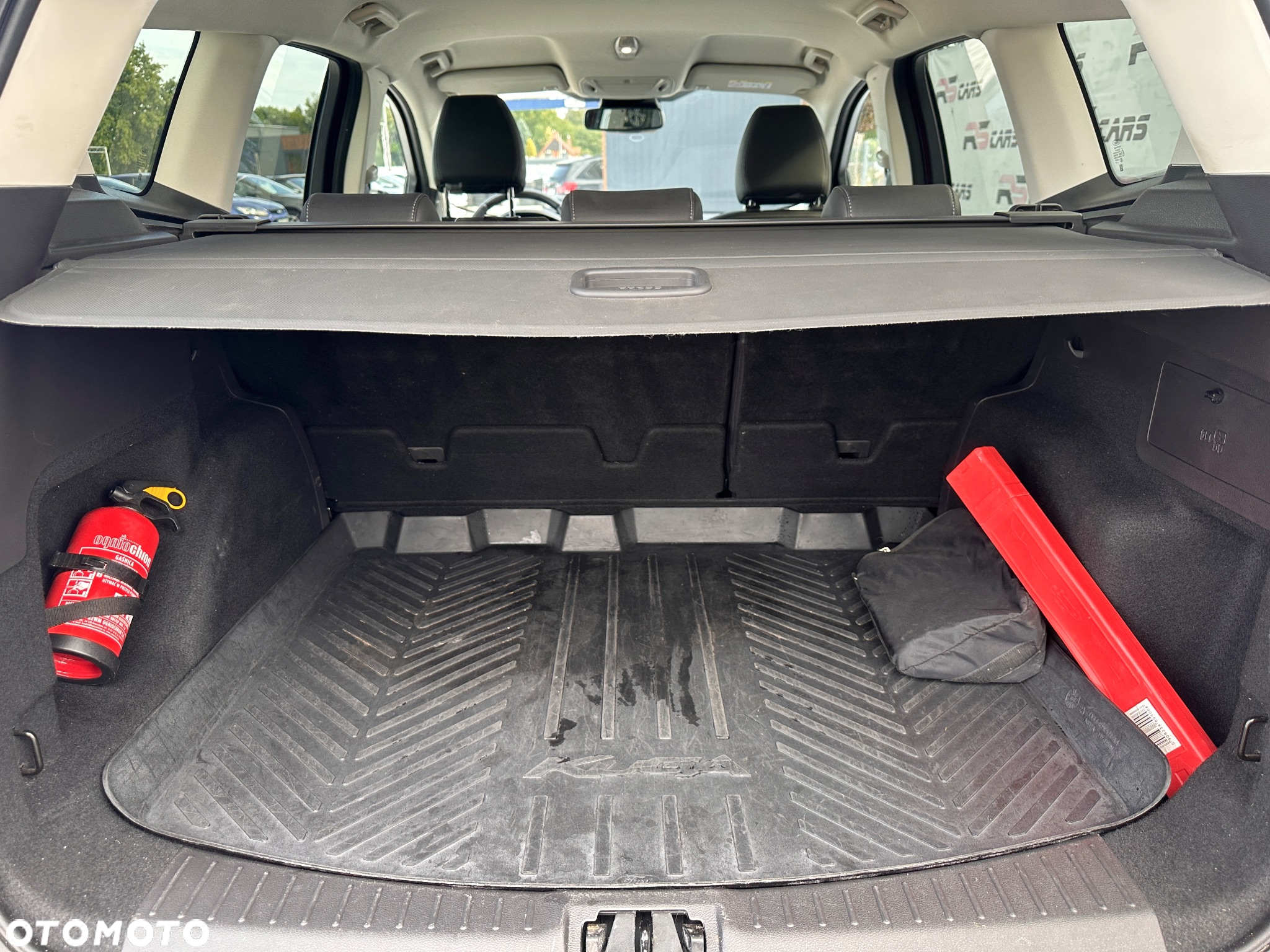 Ford Kuga 1.5 EcoBoost 2x4 Titanium - 11