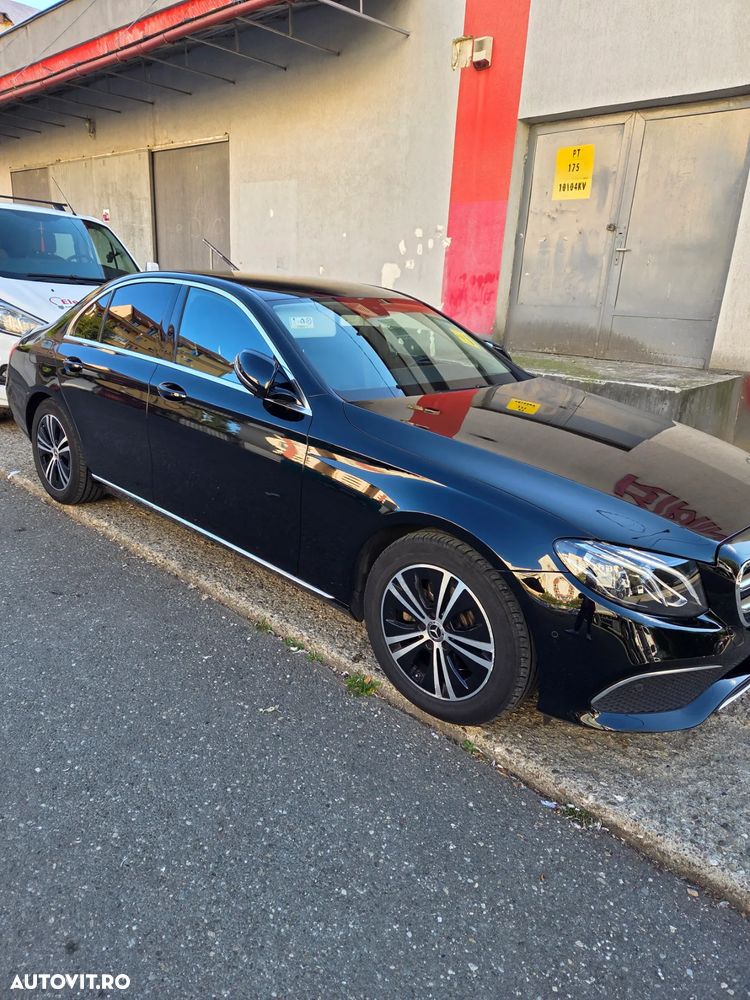 Mercedes-Benz E 220 d 4Matic 9G-TRONIC Avantgarde - 6