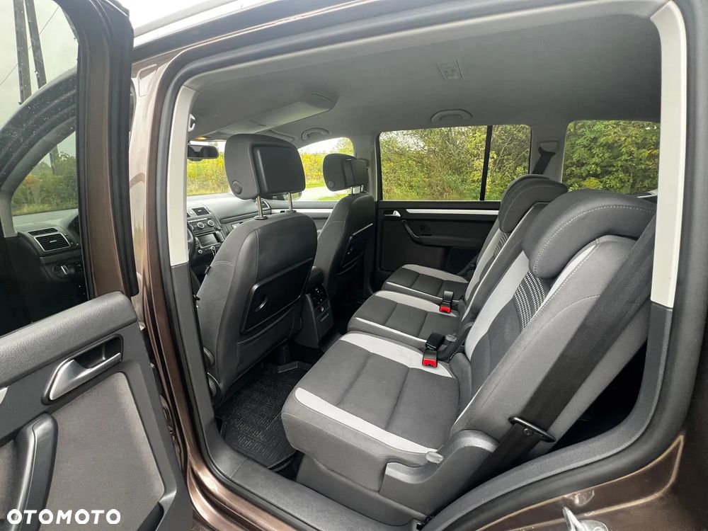 Volkswagen Touran 1.6 TDI DPF Comfortline - 13