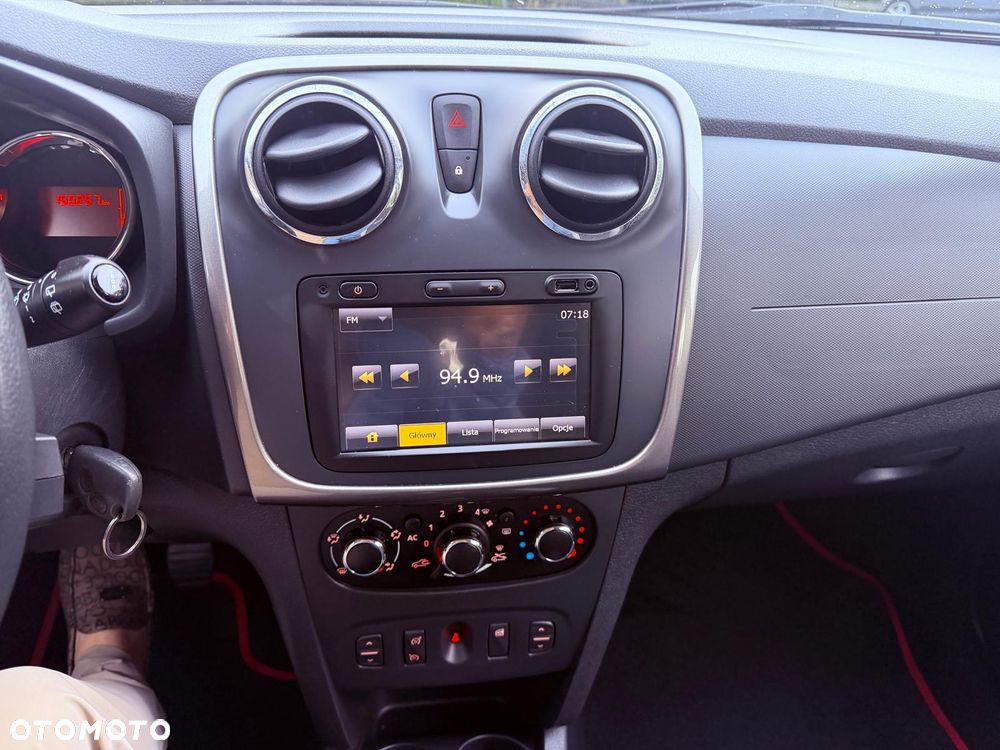 Dacia Sandero Stepway dCi 90 Ambiance - 16