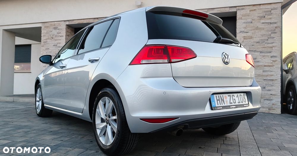 Volkswagen Golf 1.6 TDI BlueMotion Technology DSG Lounge - 36