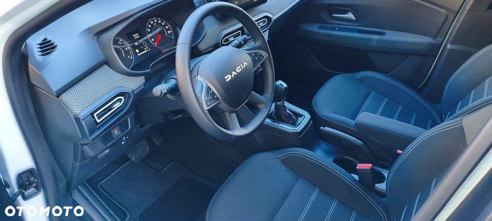 Dacia Sandero TCe 90 CVT Expression - 17